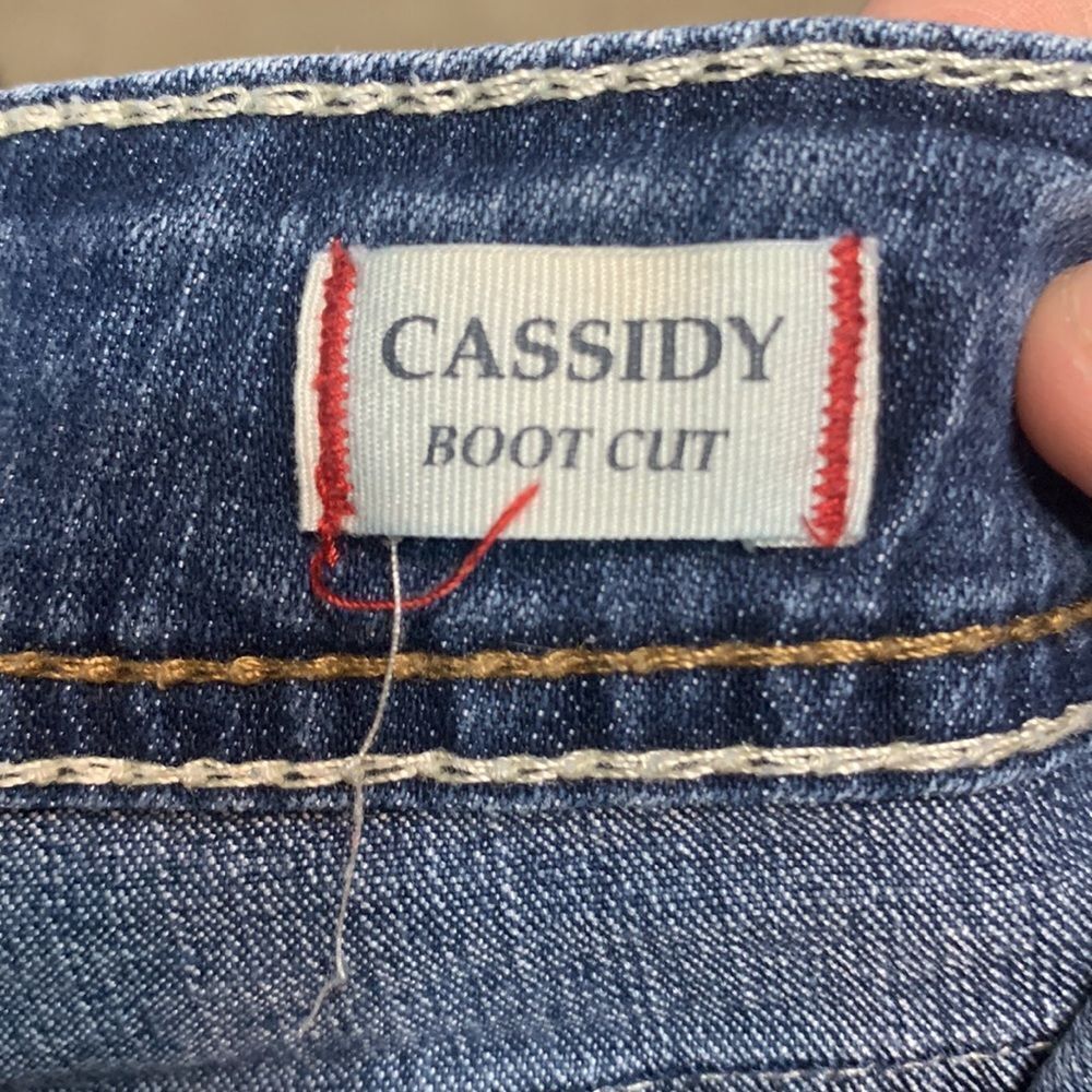3for$20 bootcut size 9/10 - Picture 5 of 7